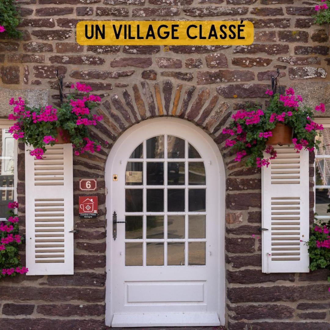 Camping Le Val Aux Fees - Broceliande Concoret Exterior photo